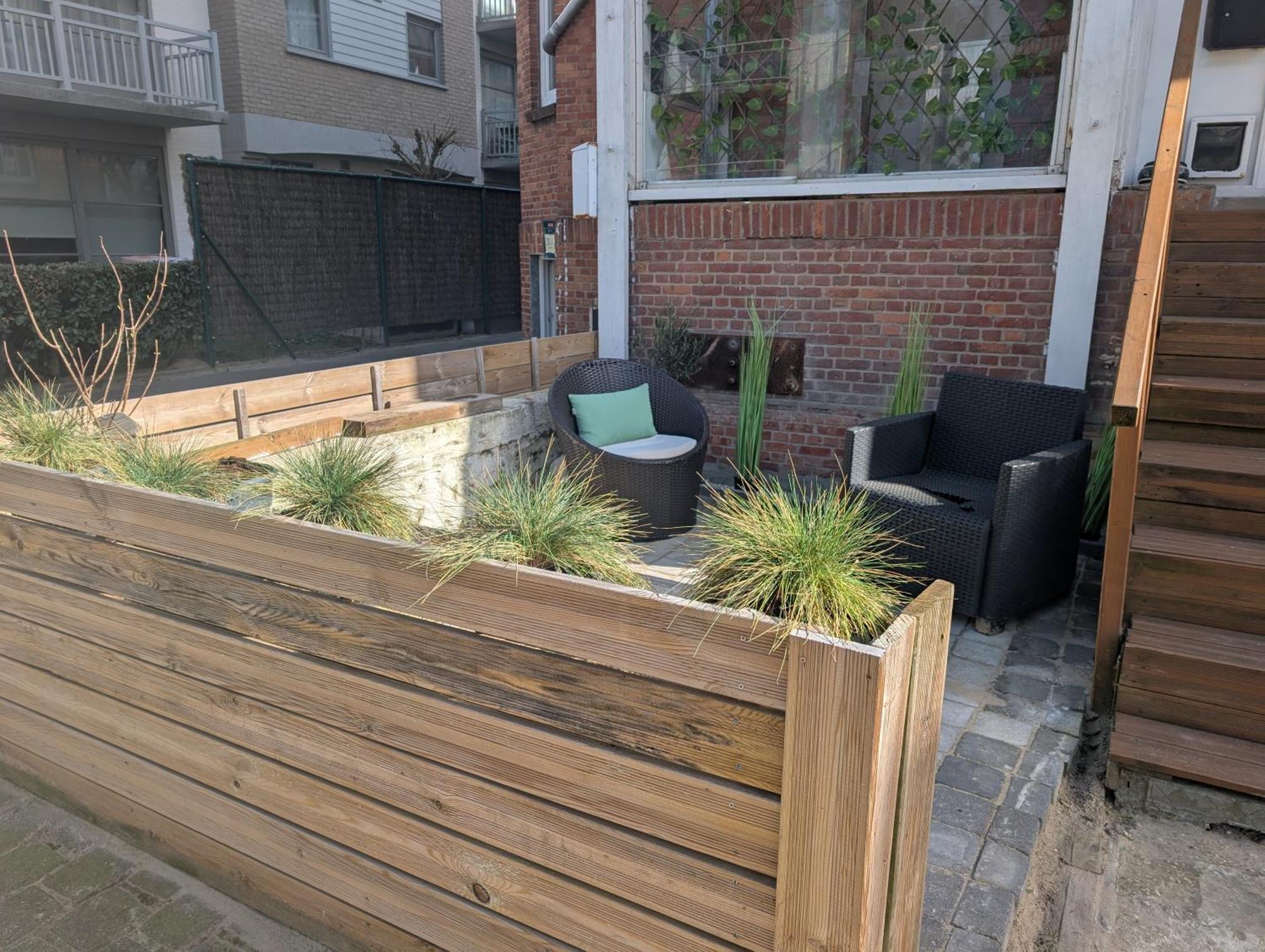 Appartement Spacieux Avec Parking Et Terrasse 드판 외부 사진